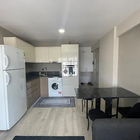 Sunshine Airport - Spa, Pool 88 Apartament *