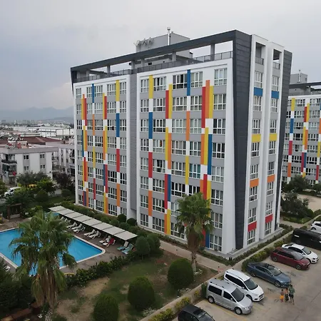 Sunshine Airport - Spa, Pool 88 Apartament Antalya